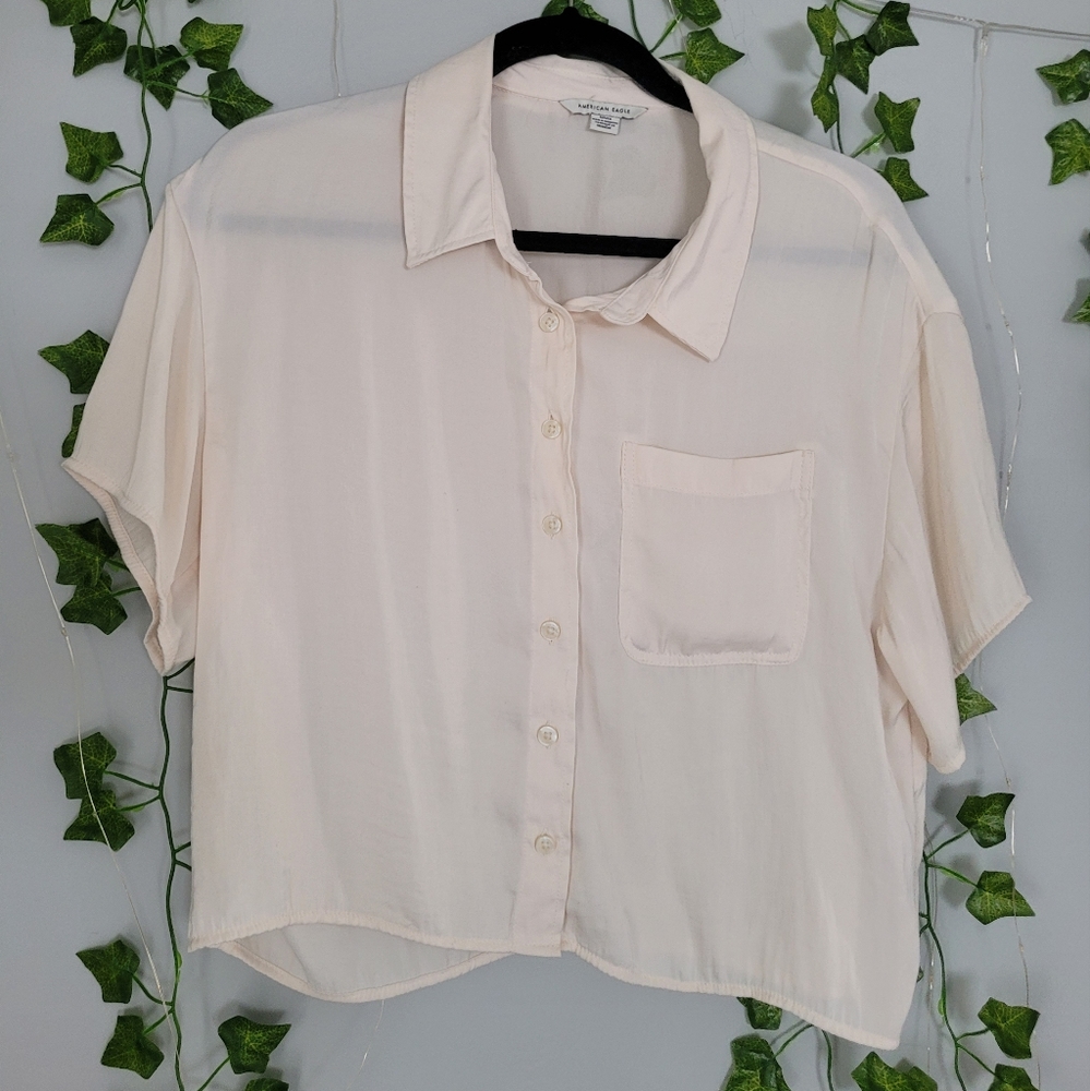 American Eagle Outfitters Cream Button Down Shirt
